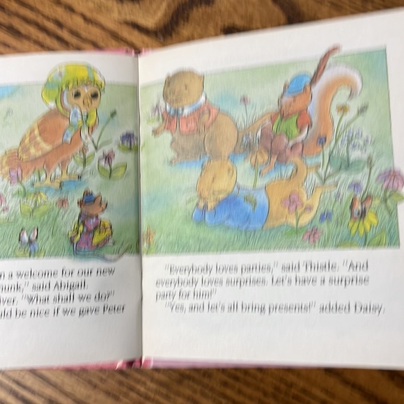 Set of 4 hard bound children’s story books - Picture 15 of 15